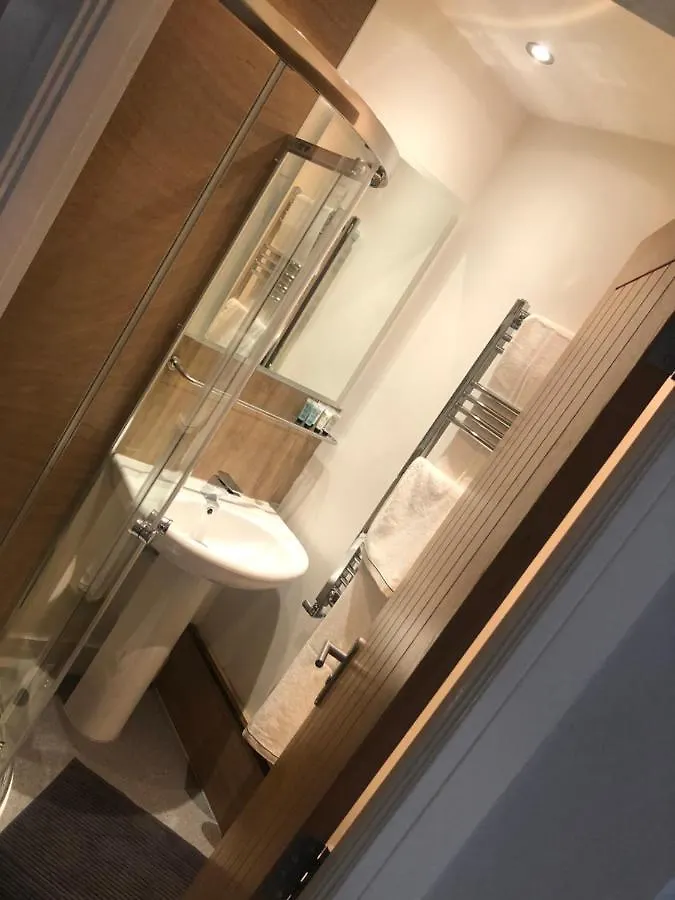 סלבי Bay Horse Hotel